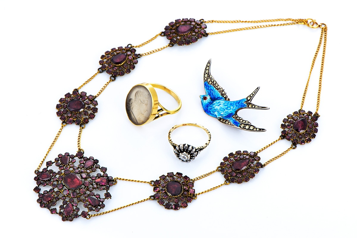 [写真] ANTIQUE GALLERY VIA