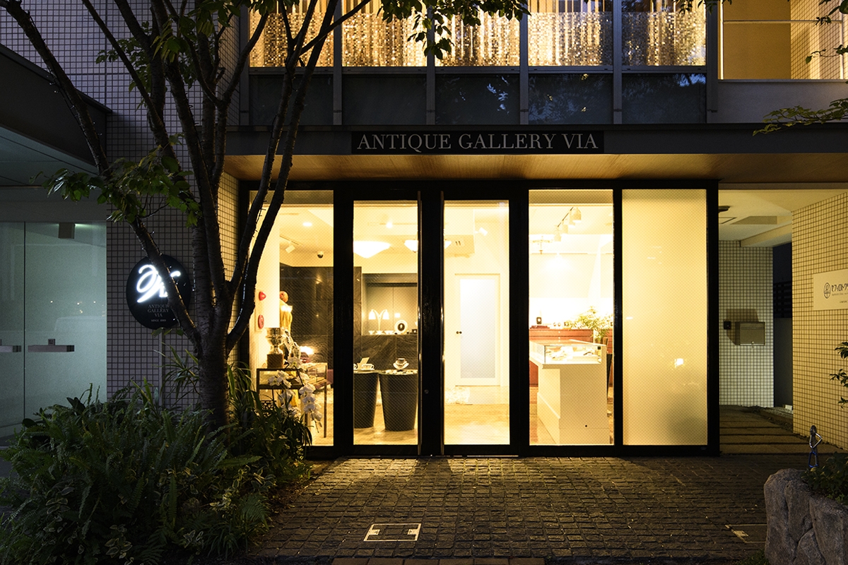 [写真] ANTIQUE GALLERY VIA